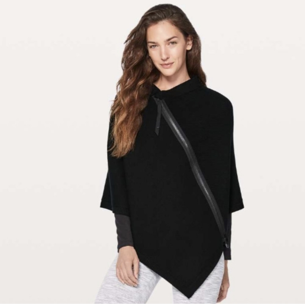 Lululemon Athletica On the Go Merino Wool Zip-up Poncho
